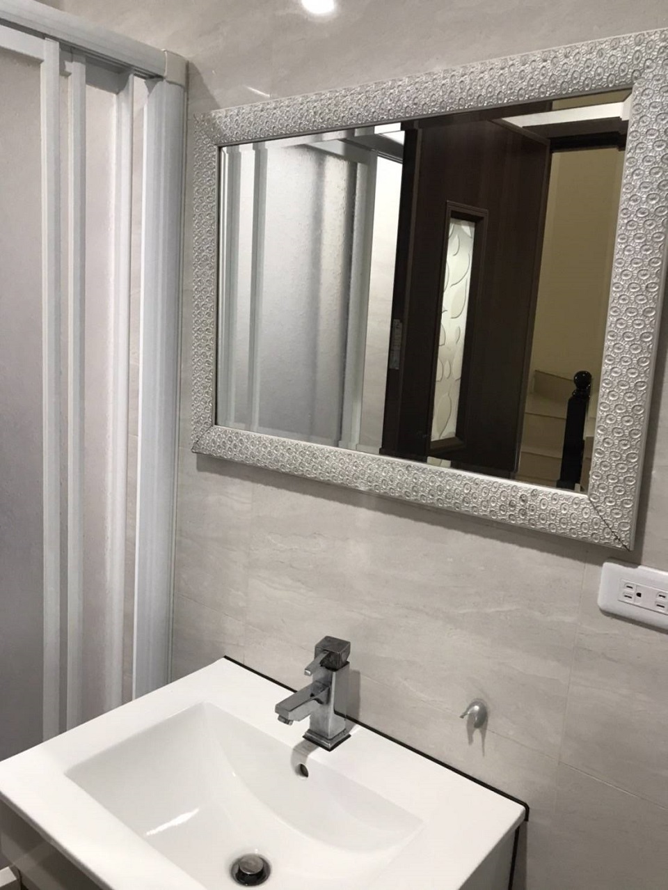 ���ƲM�䤽�q